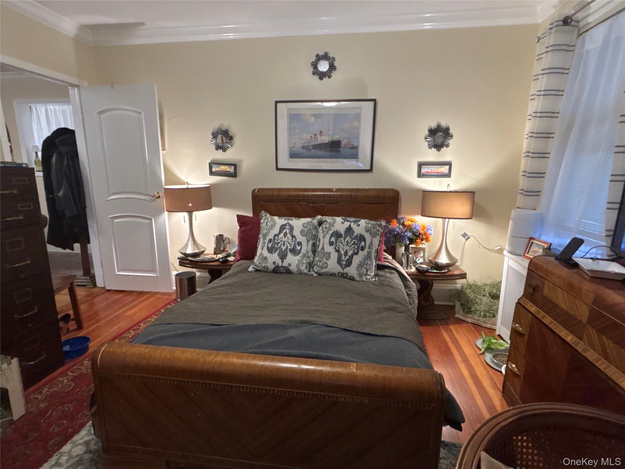 #9 photo, 30 Hicks Lane, Great Neck , NY 11024