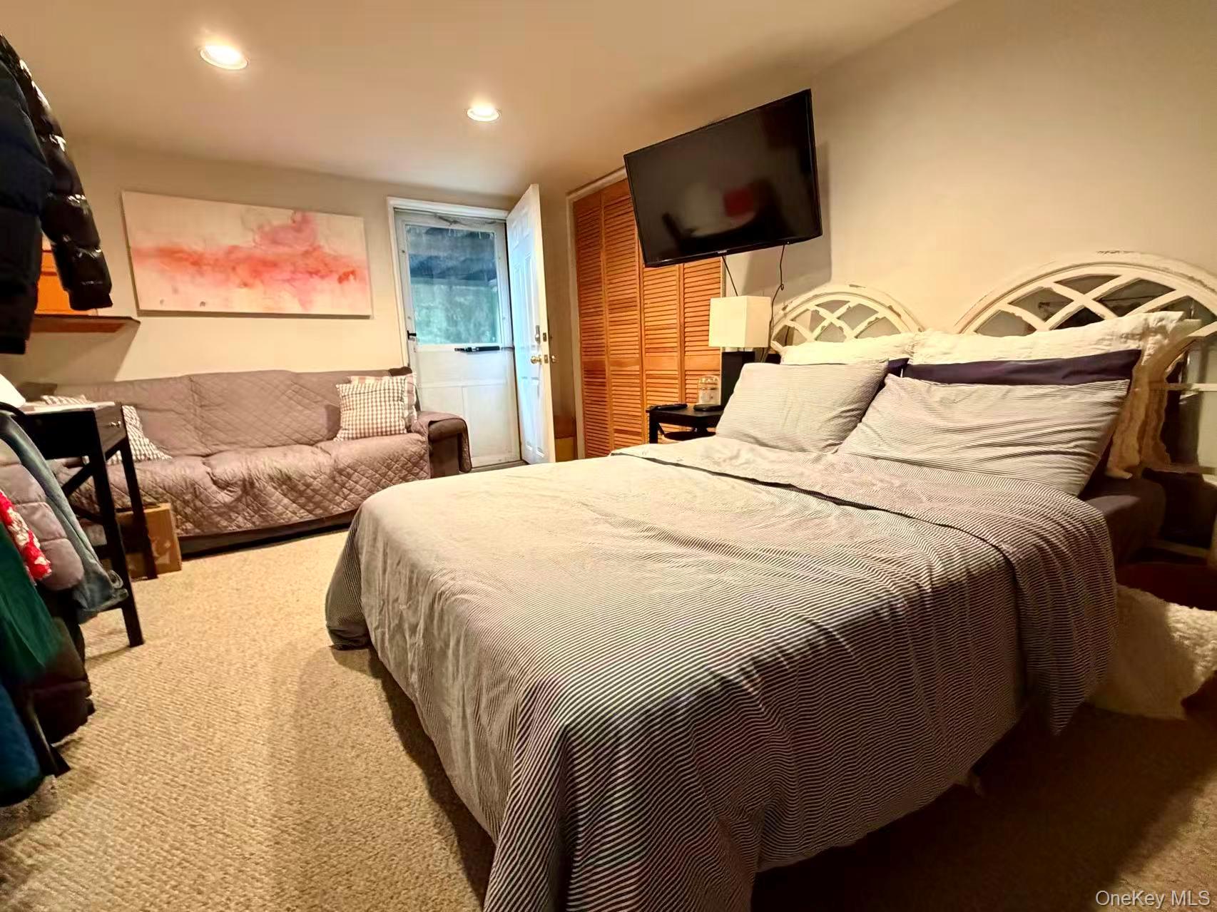 #16 photo, 24125 85th Avenue, Bellerose , NY 11426