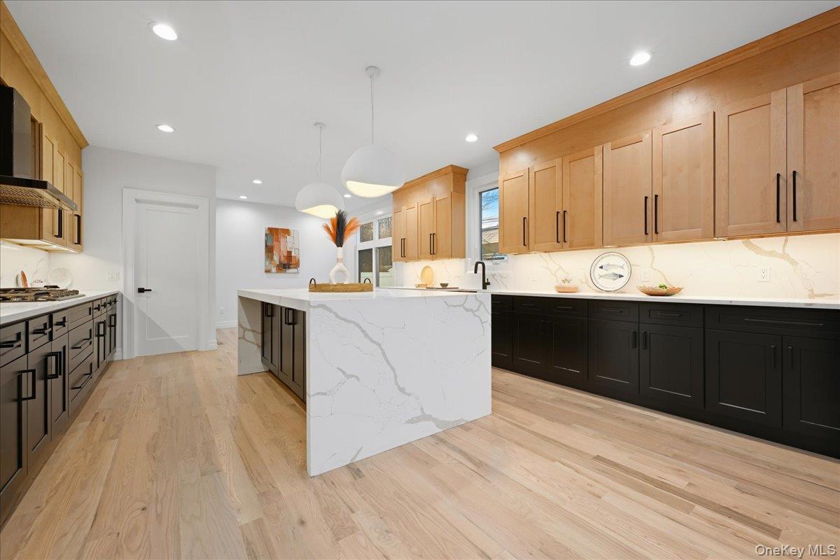 #14 photo, 267 Sprucewood Drive, Levittown , NY 11756