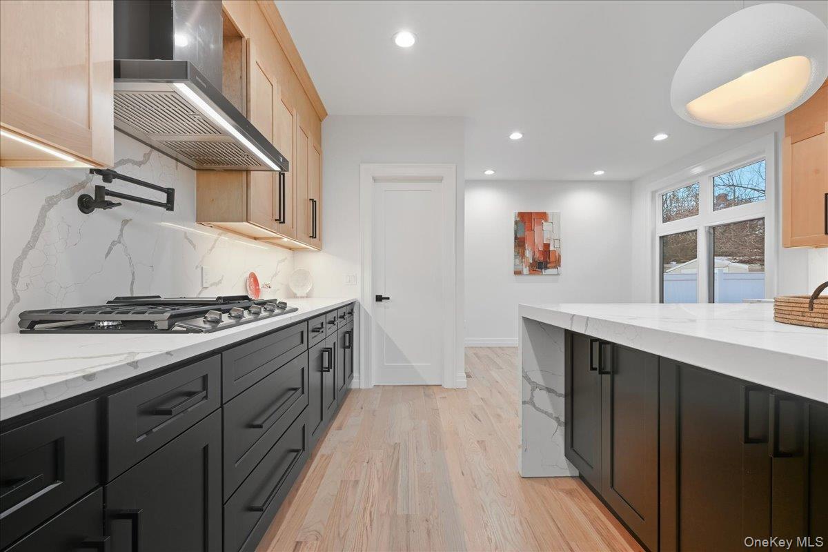 #16 photo, 267 Sprucewood Drive, Levittown , NY 11756