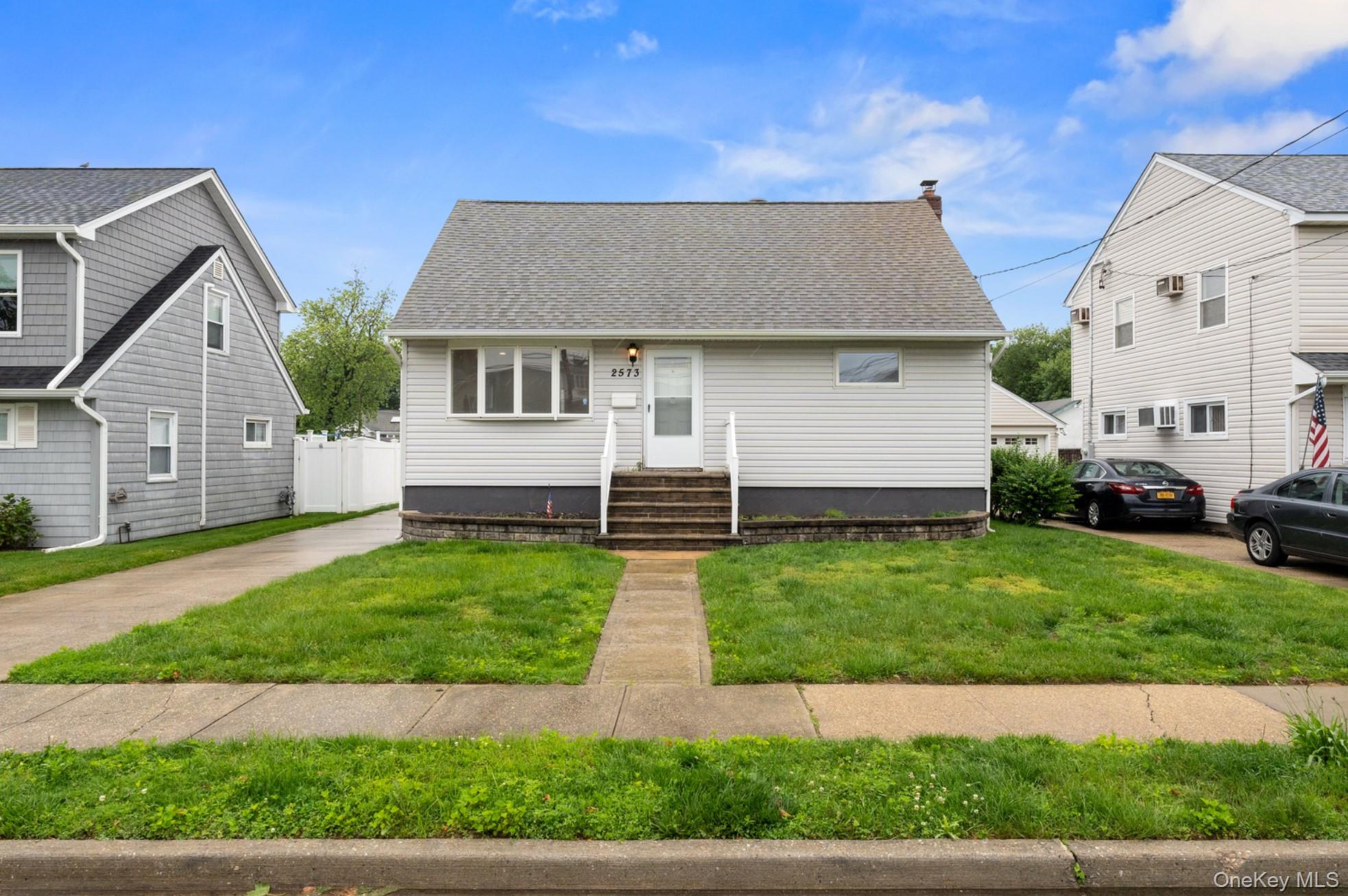 #1 photo, 2573 Legion Street, Bellmore , NY 11710