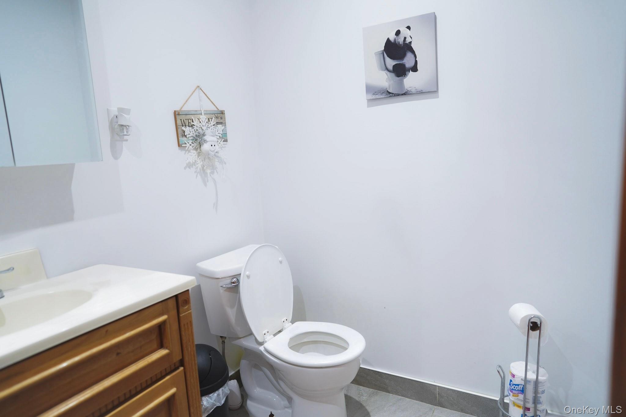 #16 photo, 80-60 90 Avenue, كوينز Woodhaven , NY 11421