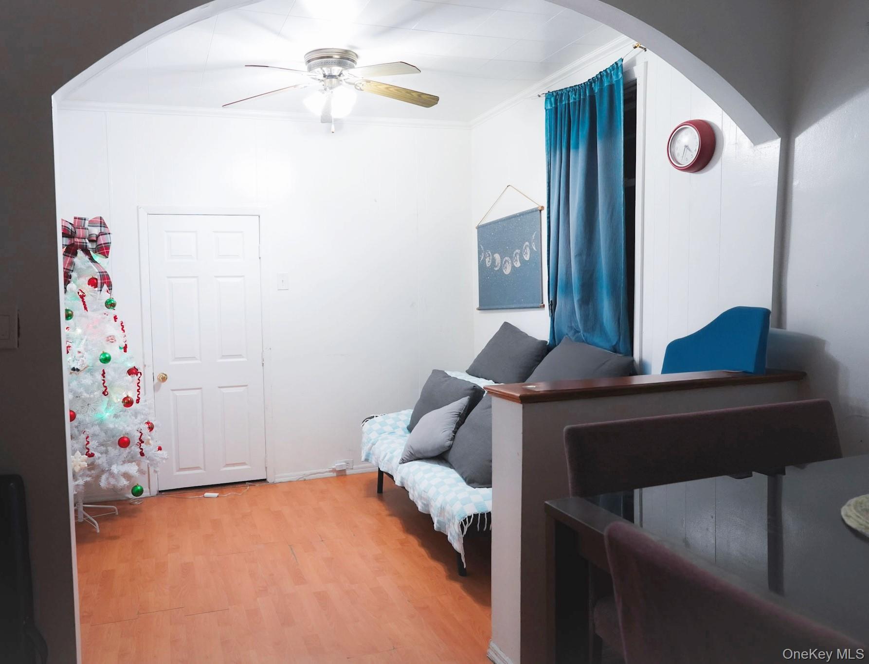 #20 photo, 80-60 90 Avenue, كوينز Woodhaven , NY 11421