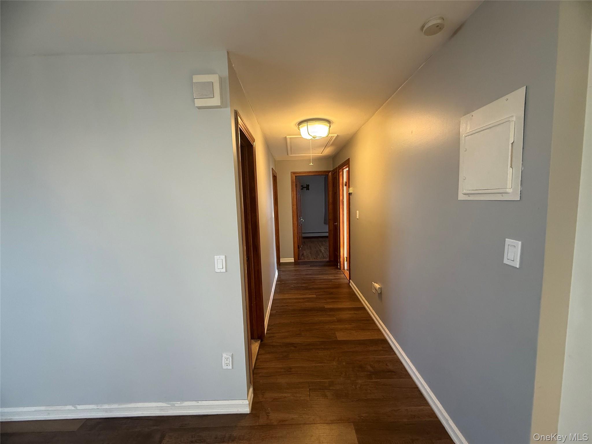 #7 photo, 630 Ingraham Lane, New Hyde Park , NY 11040