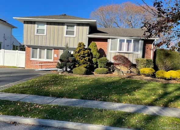 #1 photo, 11 Fordham Drive, Plainview , NY 11803