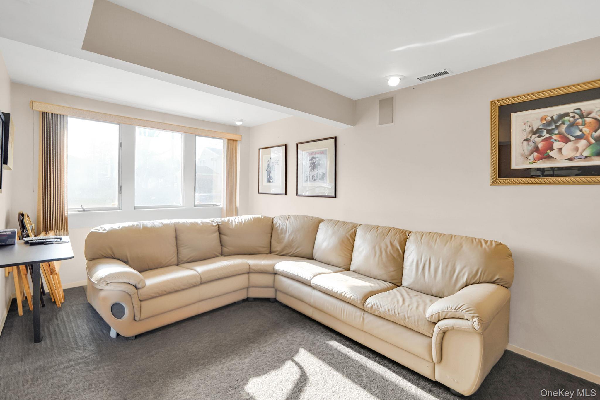 #10 photo, 11 Fordham Drive, Plainview , NY 11803