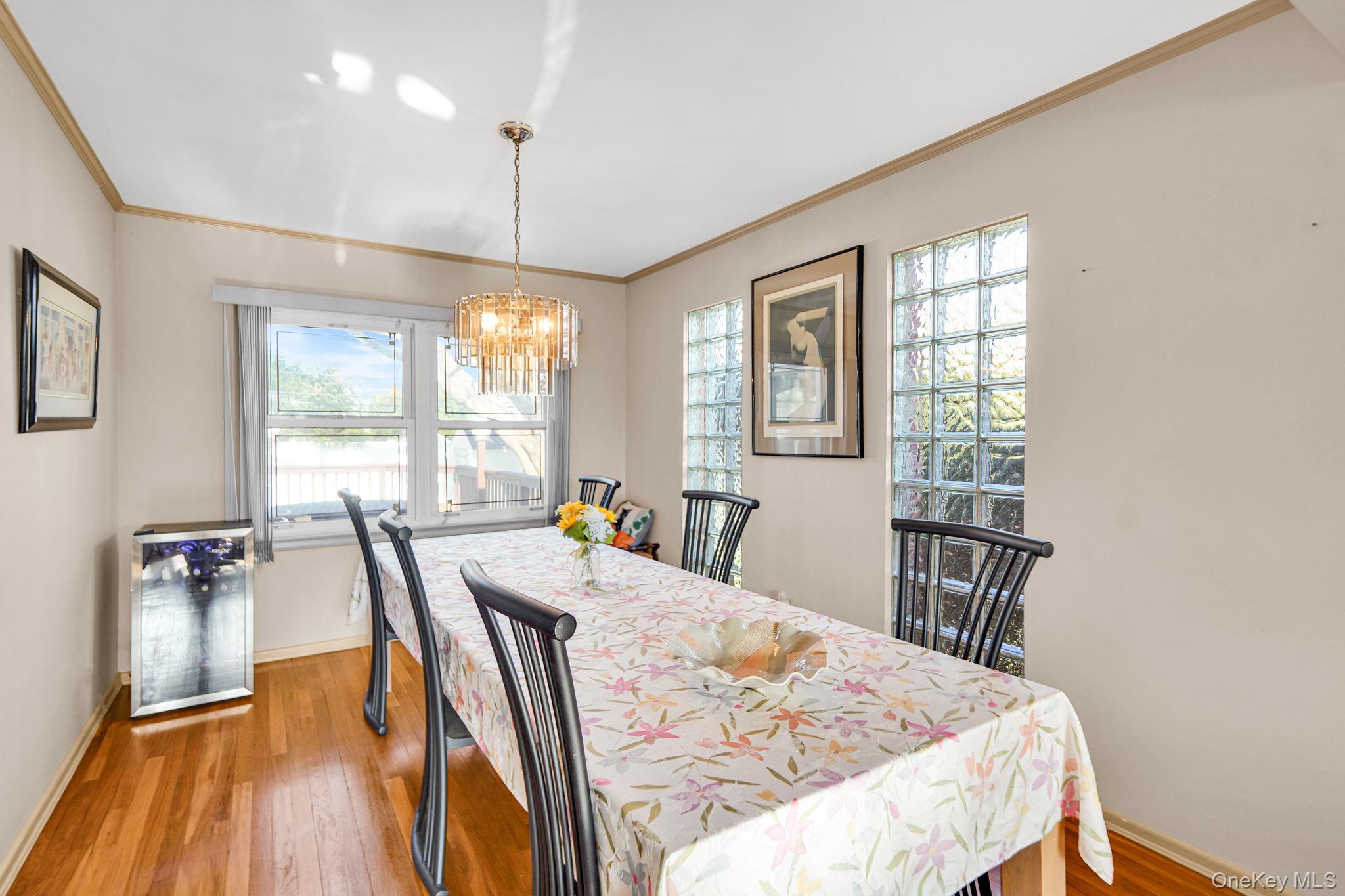 #19 photo, 11 Fordham Drive, Plainview , NY 11803