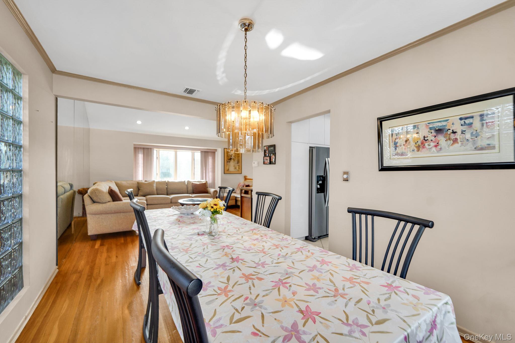 #20 photo, 11 Fordham Drive, Plainview , NY 11803