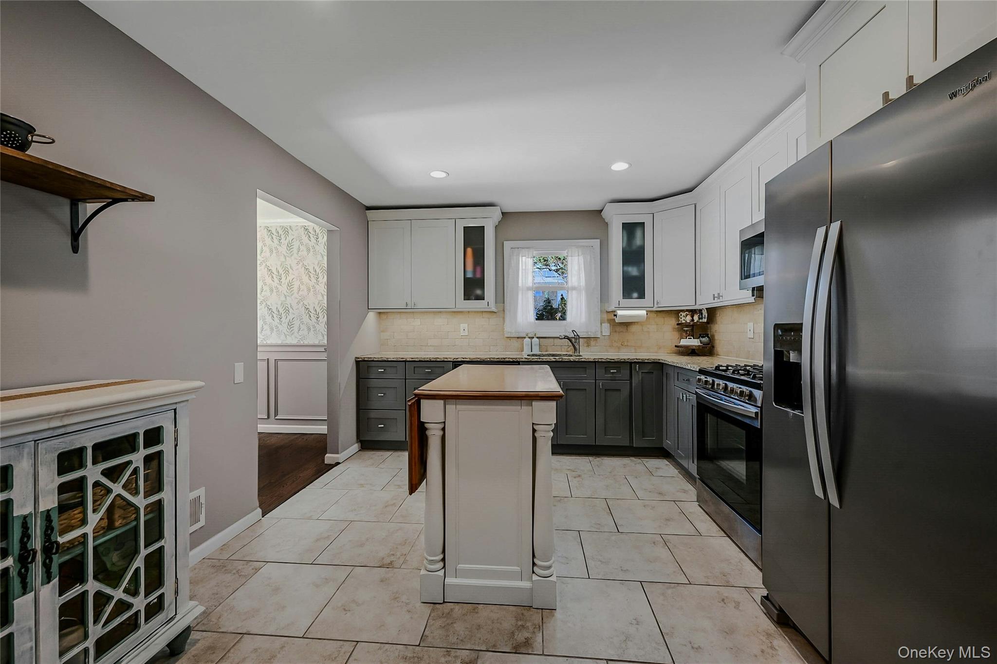 #14 photo, 4 Park Road, 東長島 Rocky Point , NY 11778