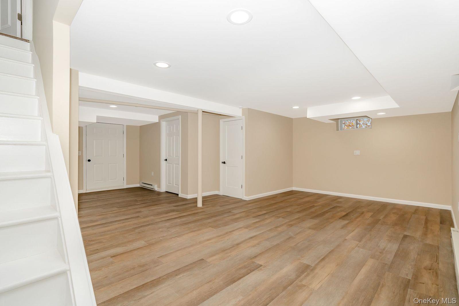 #12 photo, 123 4th Avenue, Huntington , NY 11746