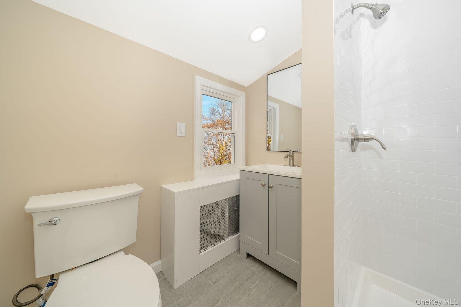 #15 photo, 123 4th Avenue, Huntington , NY 11746