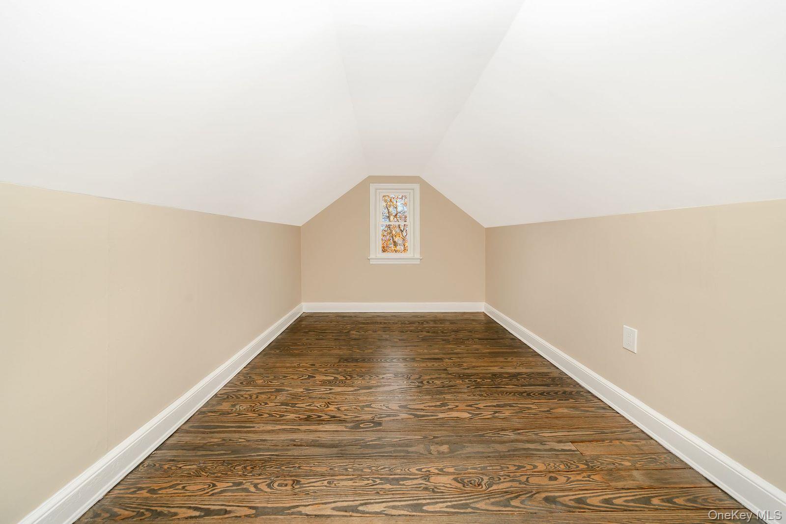 #17 photo, 123 4th Avenue, Huntington , NY 11746