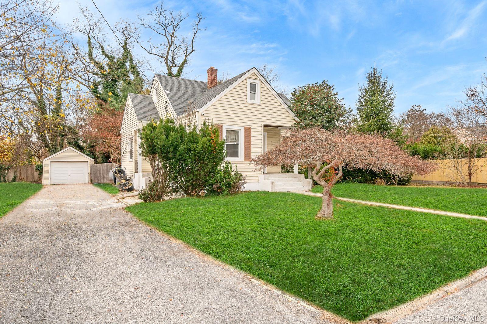 #9 photo, 123 4th Avenue, Huntington , NY 11746