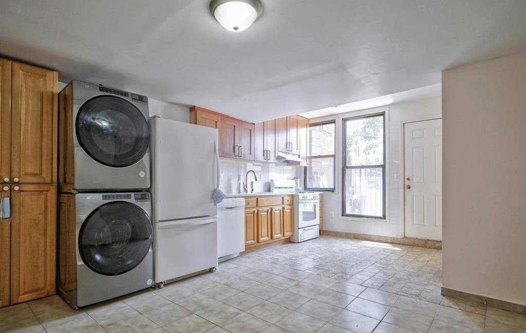 #10 photo, 328 39th St, Sunset Park , NY 11232