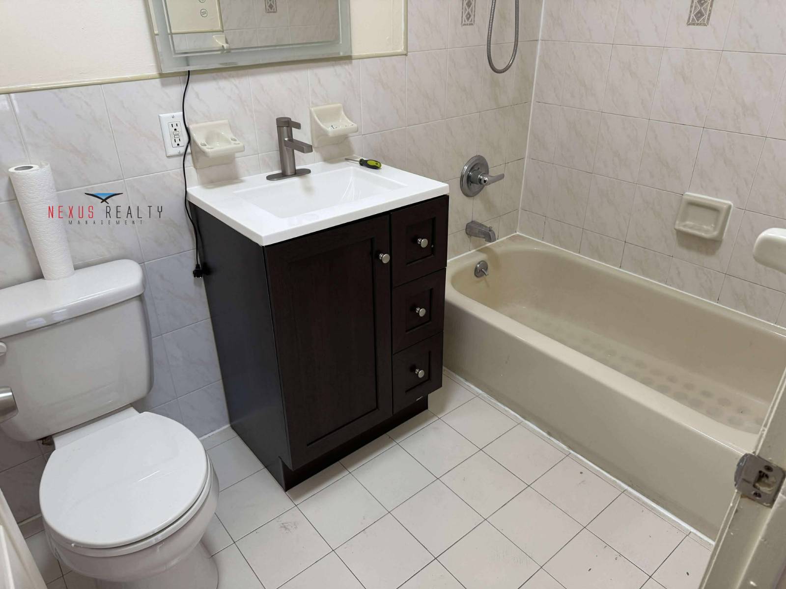 #10 photo, 69th street & 35th Avenue, Woodside , NY 11377