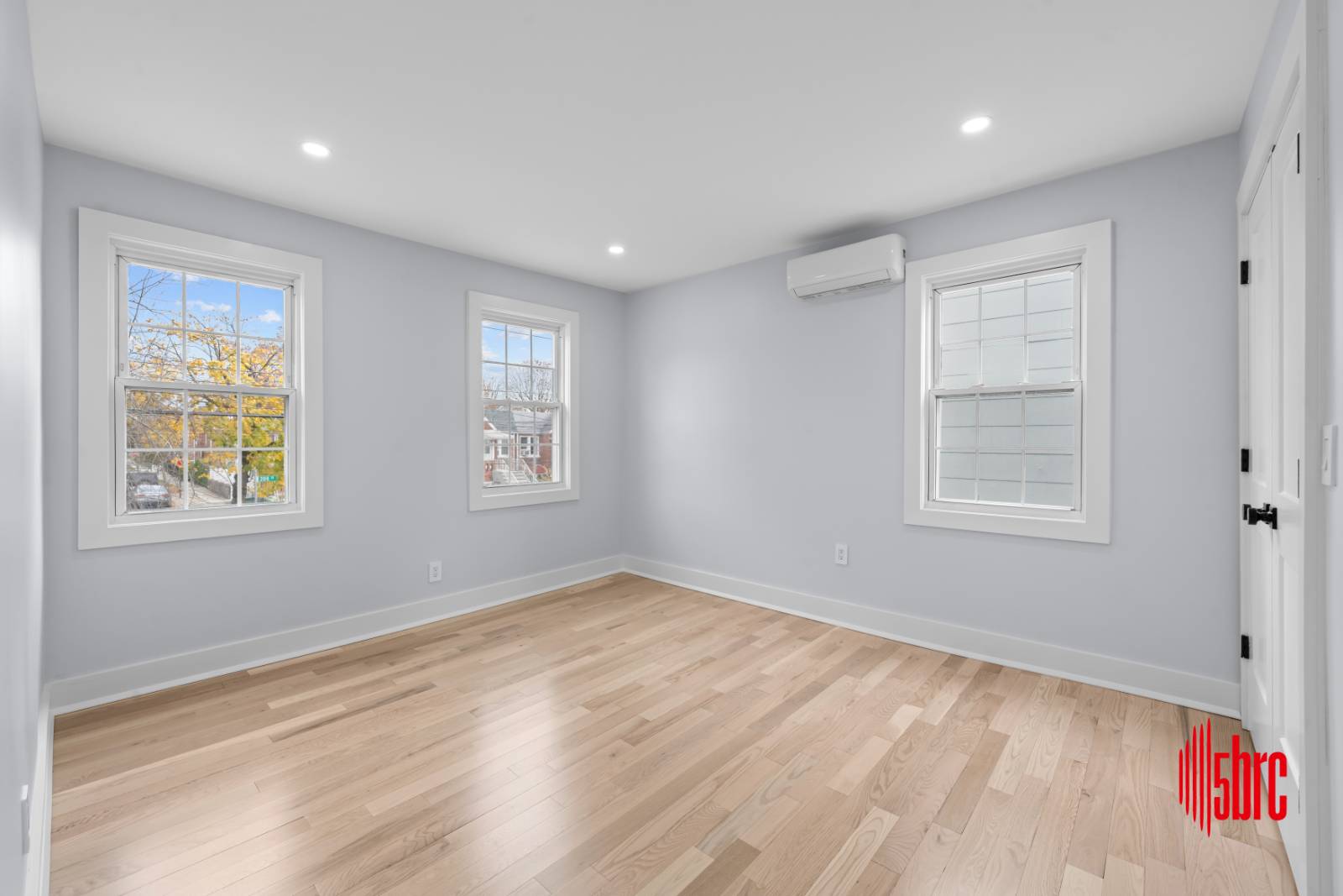 #22 photo, 34-26 209th Street, #Single Family, Bayside , NY 11361