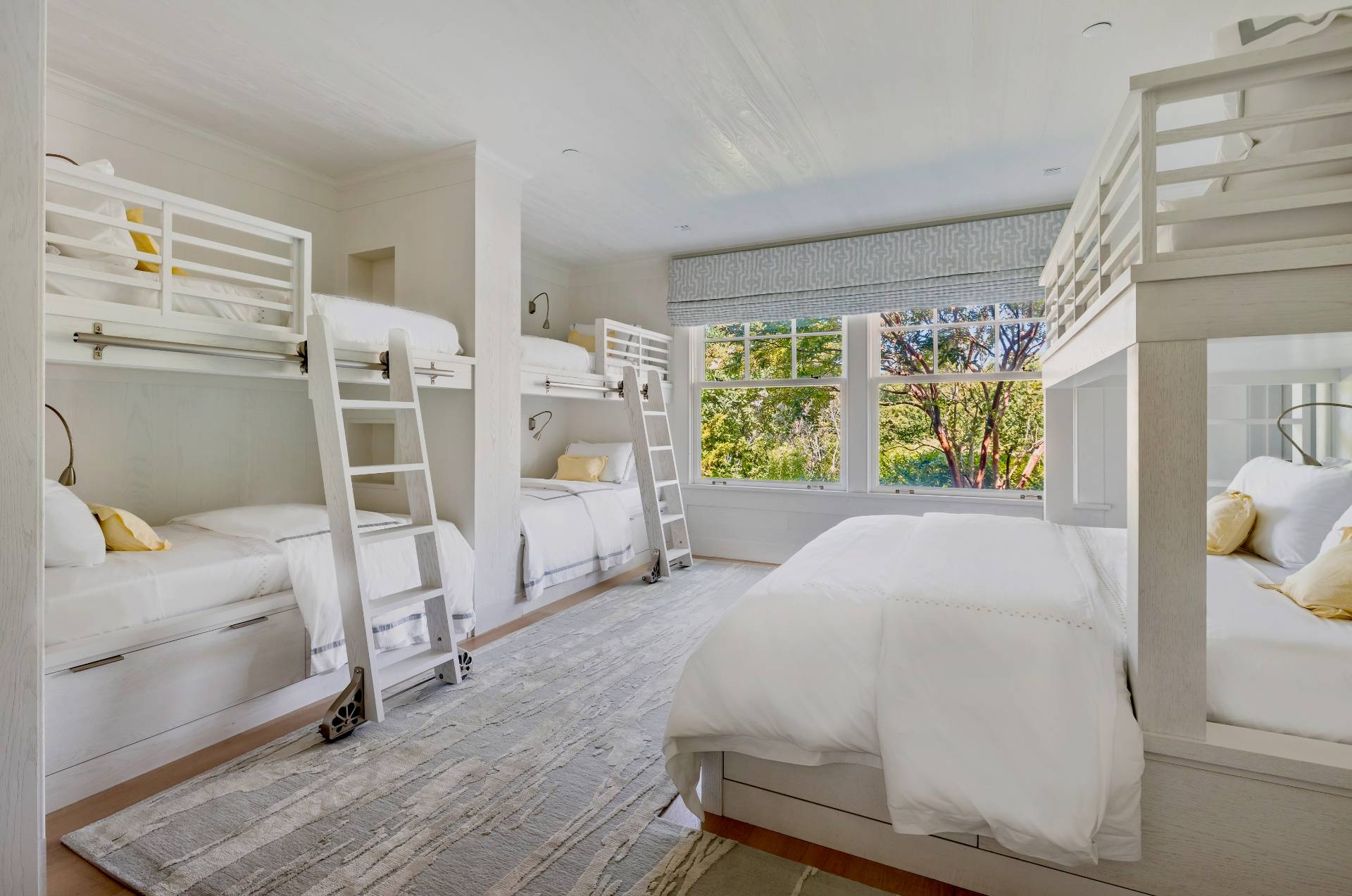 #35 photo, Undisclosed Address, سوفولك Sagaponack , NY 11962