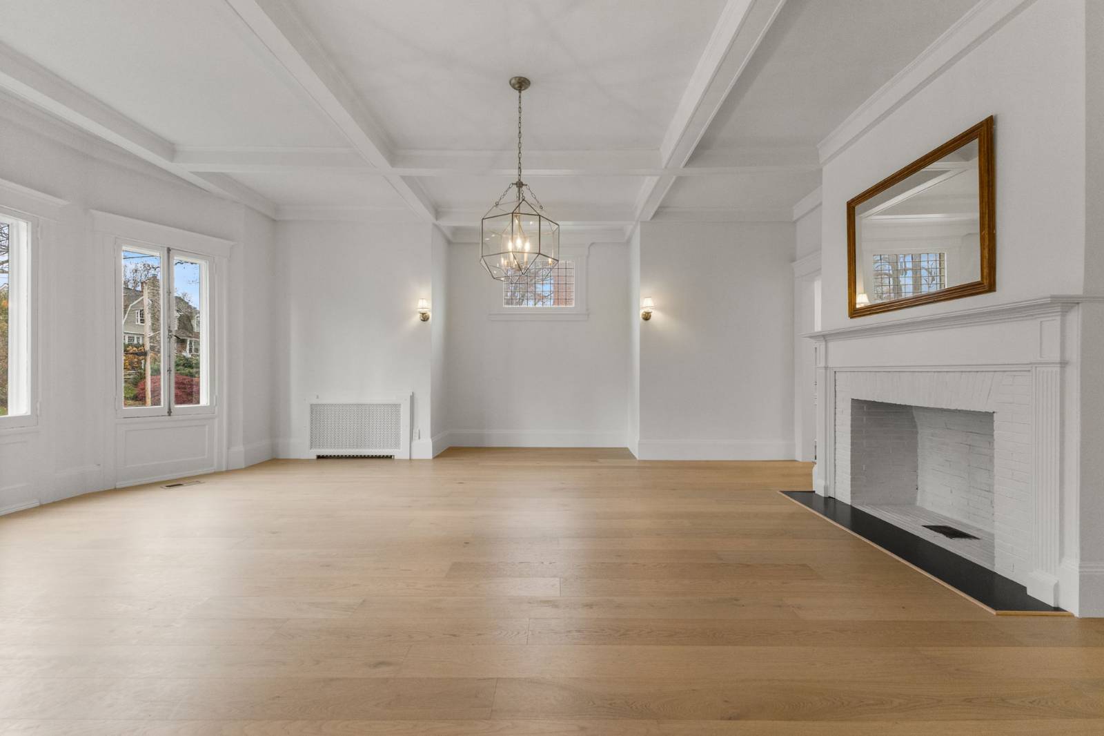 #12 photo, 158 Loring Ave, Pelham , NY 10803