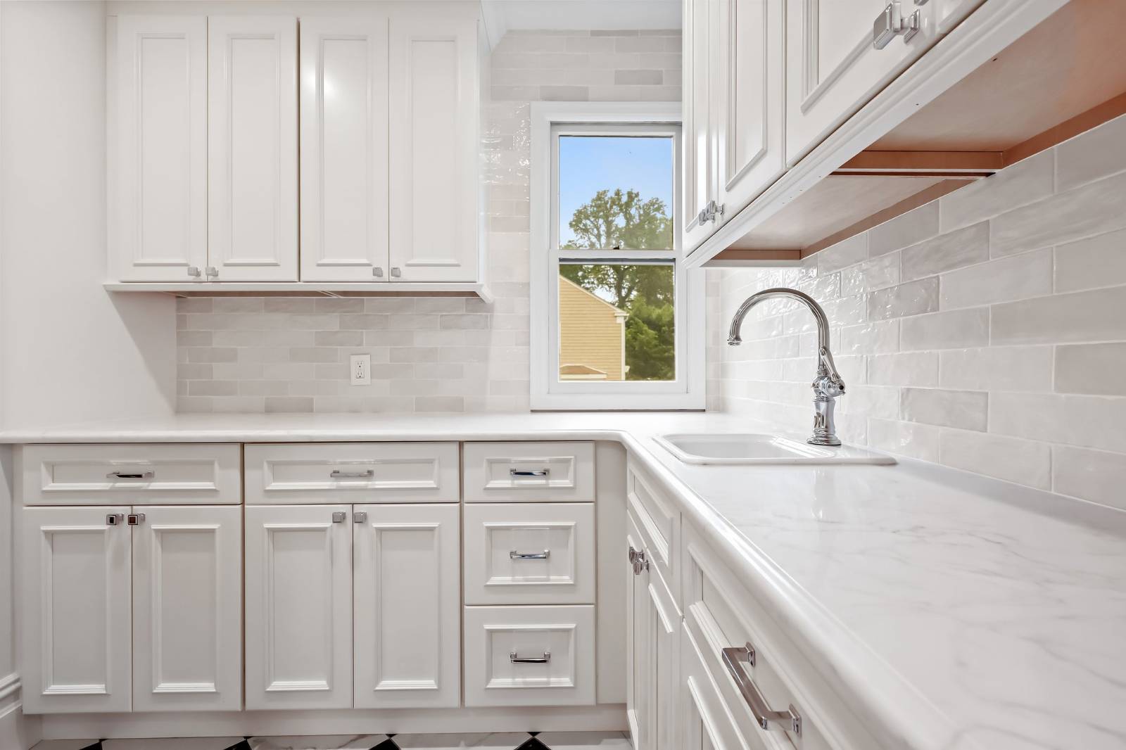 #15 photo, 158 Loring Ave, Pelham , NY 10803