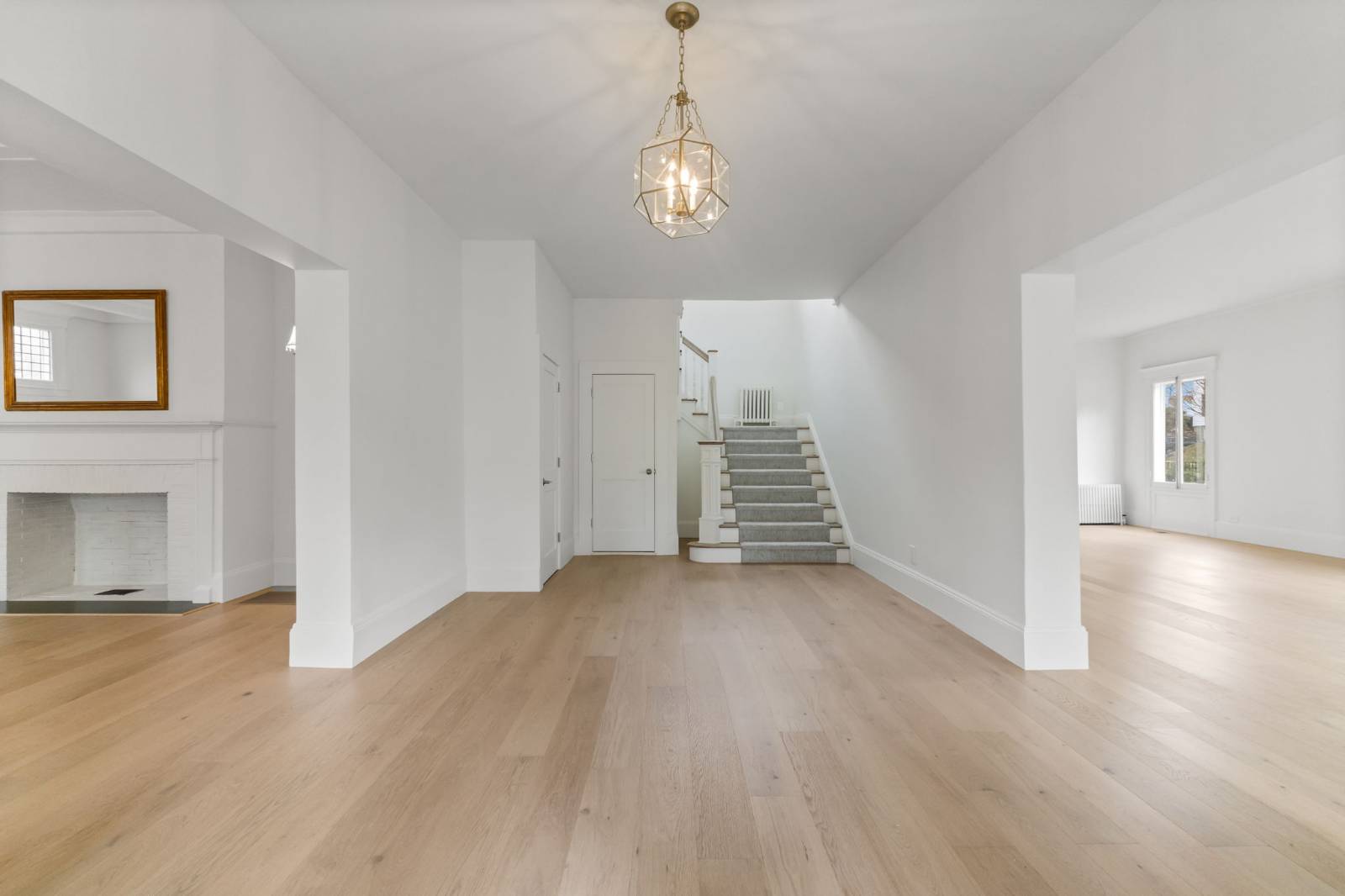 #2 photo, 158 Loring Ave, Pelham , NY 10803