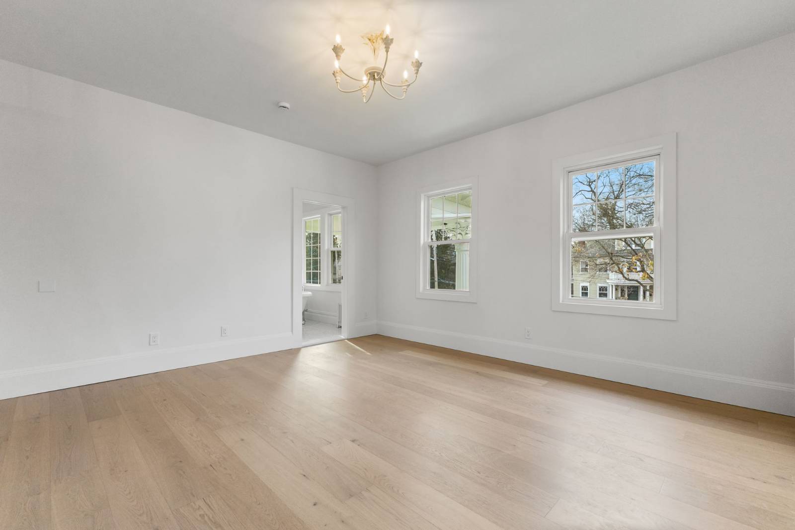 #23 photo, 158 Loring Ave, Pelham , NY 10803