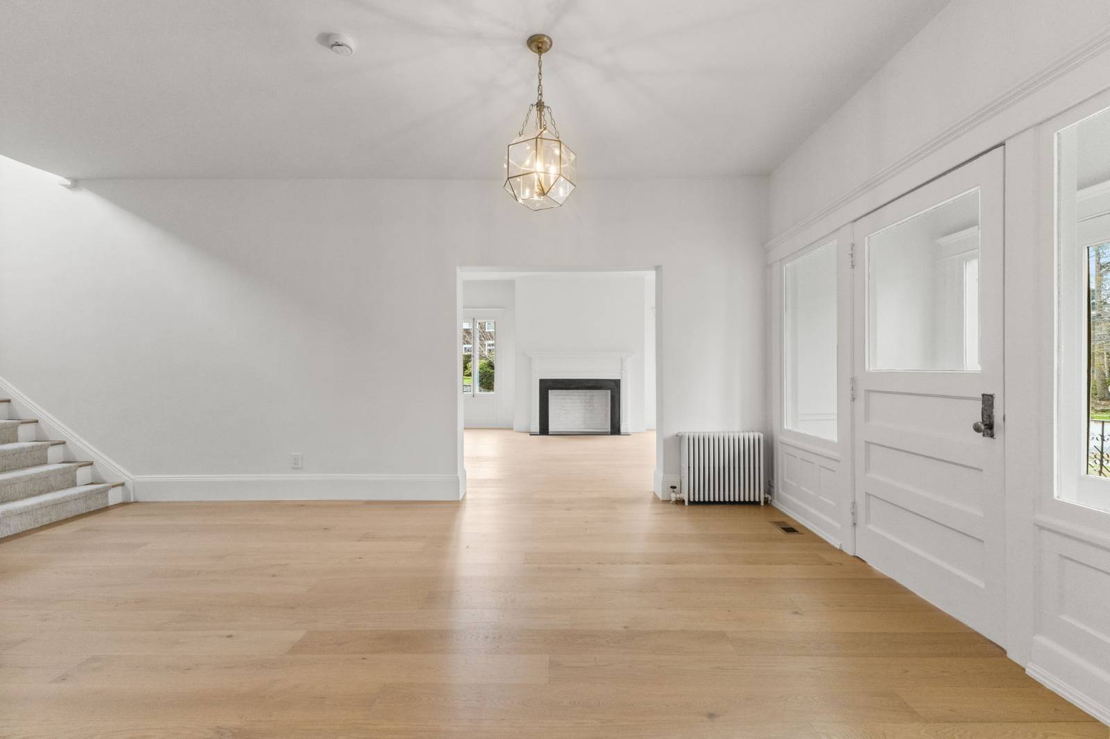 #3 photo, 158 Loring Ave, Pelham , NY 10803