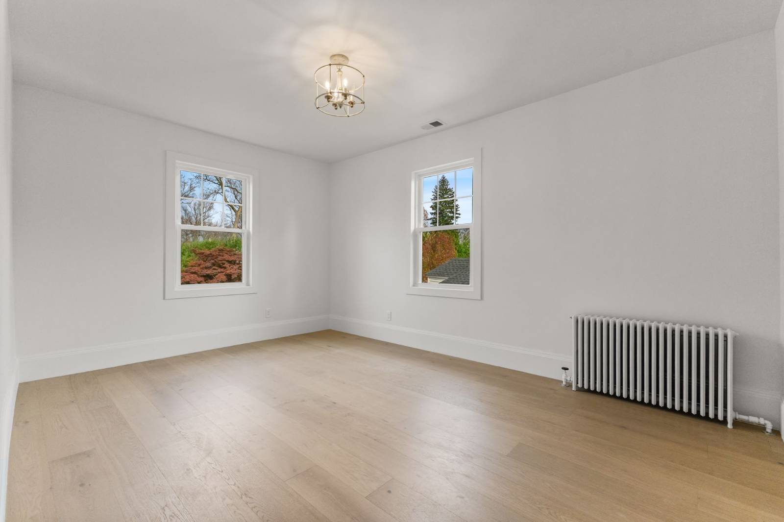 #32 photo, 158 Loring Ave, Pelham , NY 10803