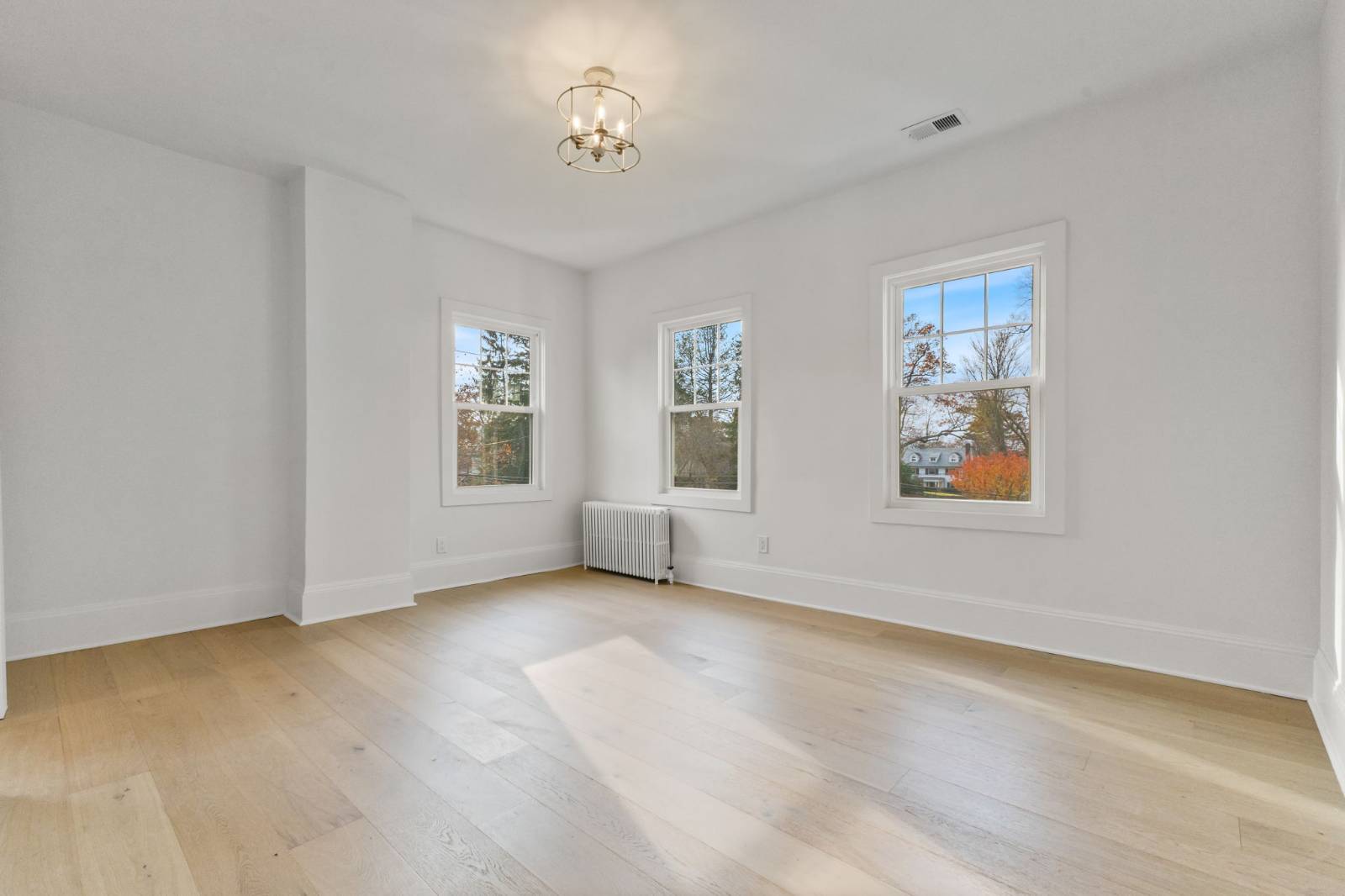 #36 photo, 158 Loring Ave, Pelham , NY 10803