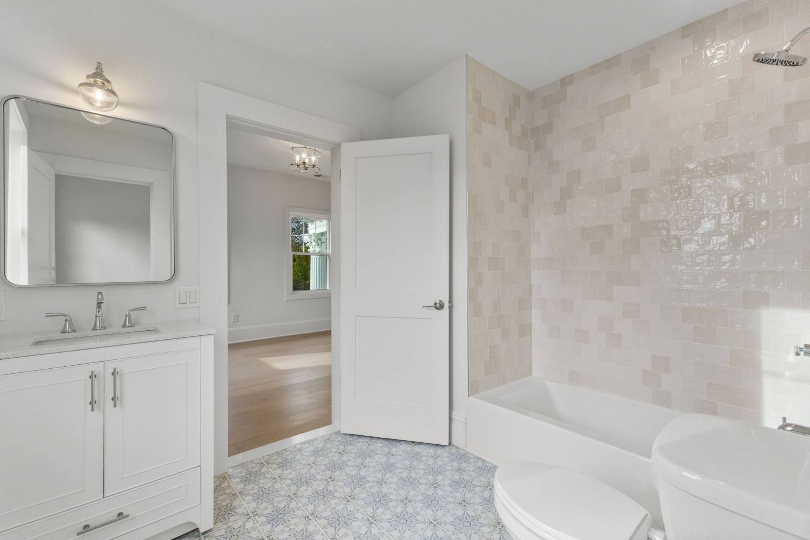 #38 photo, 158 Loring Ave, Pelham , NY 10803