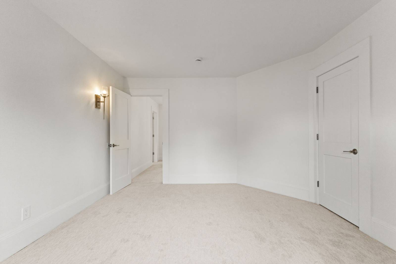 #44 photo, 158 Loring Ave, Pelham , NY 10803