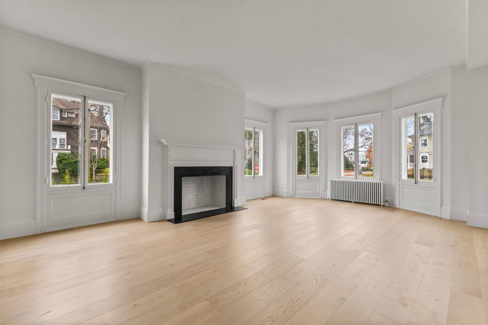 #9 photo, 158 Loring Ave, Pelham , NY 10803