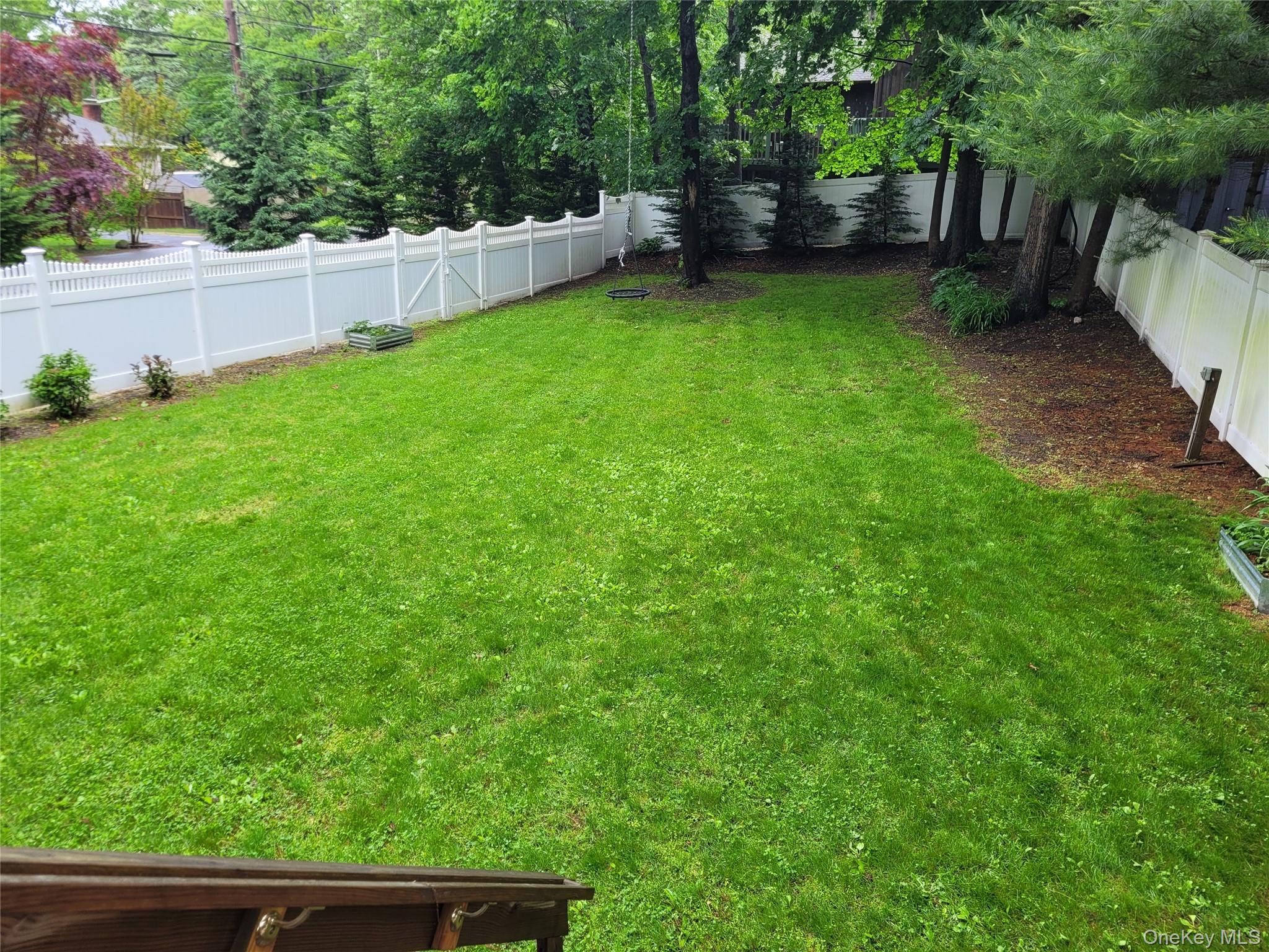 #10 photo, 31 Apricot Road, Rocky Point , NY 11778