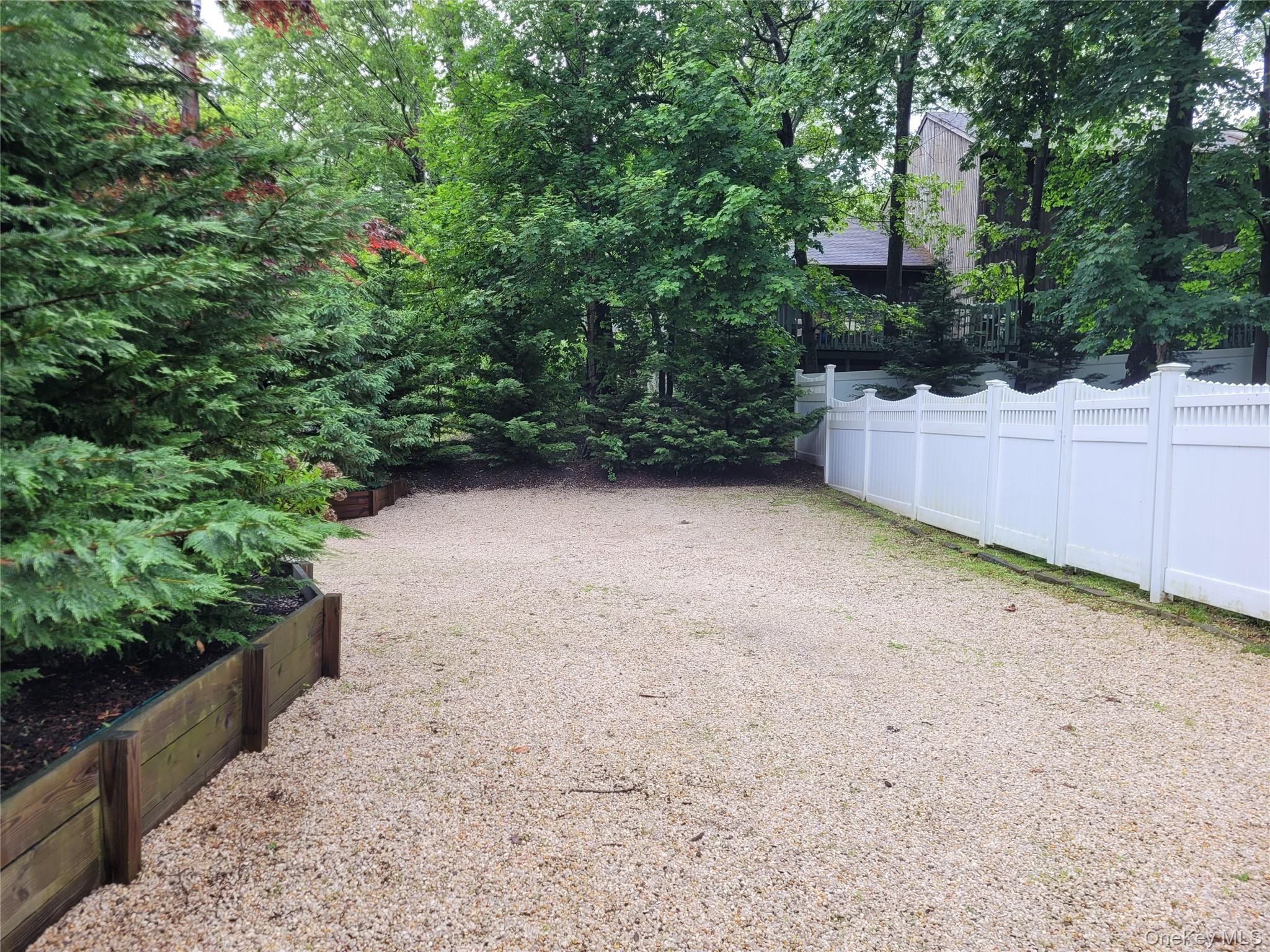 #19 photo, 31 Apricot Road, Rocky Point , NY 11778