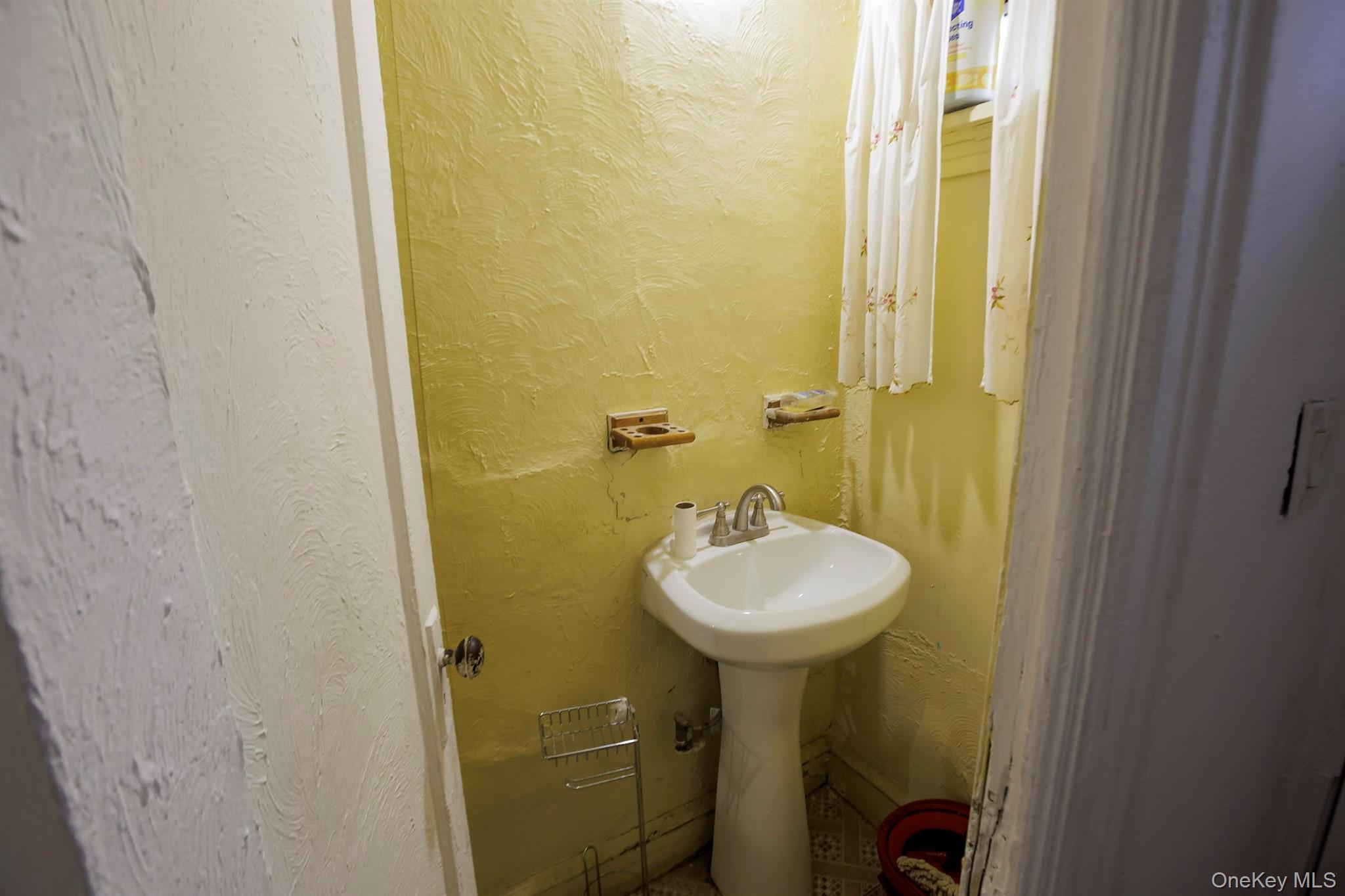 #20 photo, 21819 139th Avenue, Springfield Gardens , NY 11413