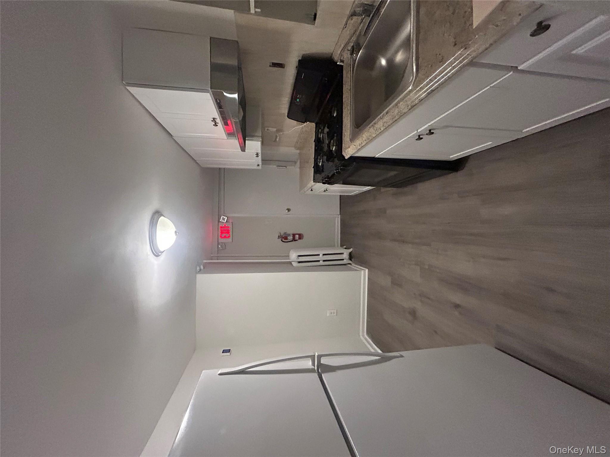 #2 photo, 144 Waverly Street, Yonkers , NY 10701