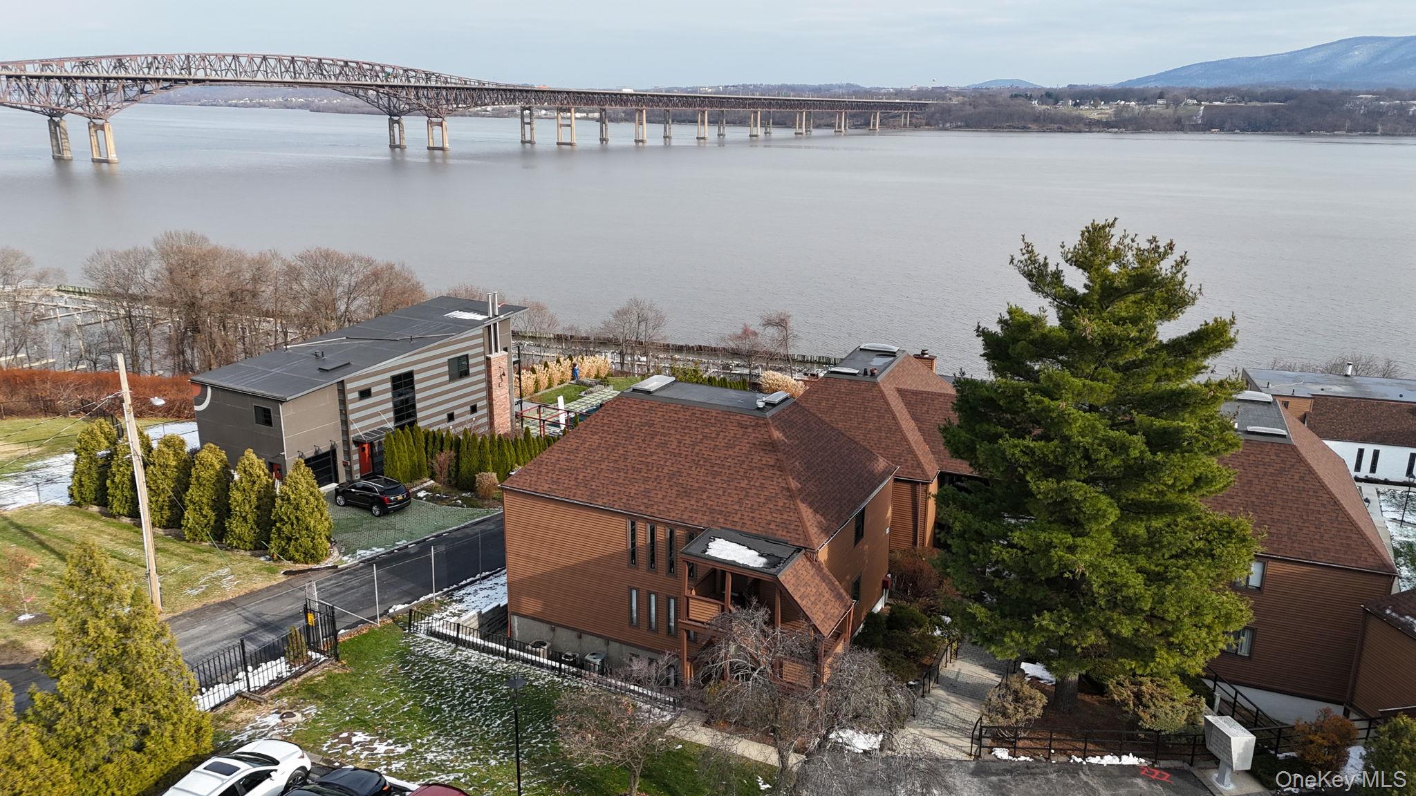 #17 photo, 350 Water Street, Newburgh , NY 12550