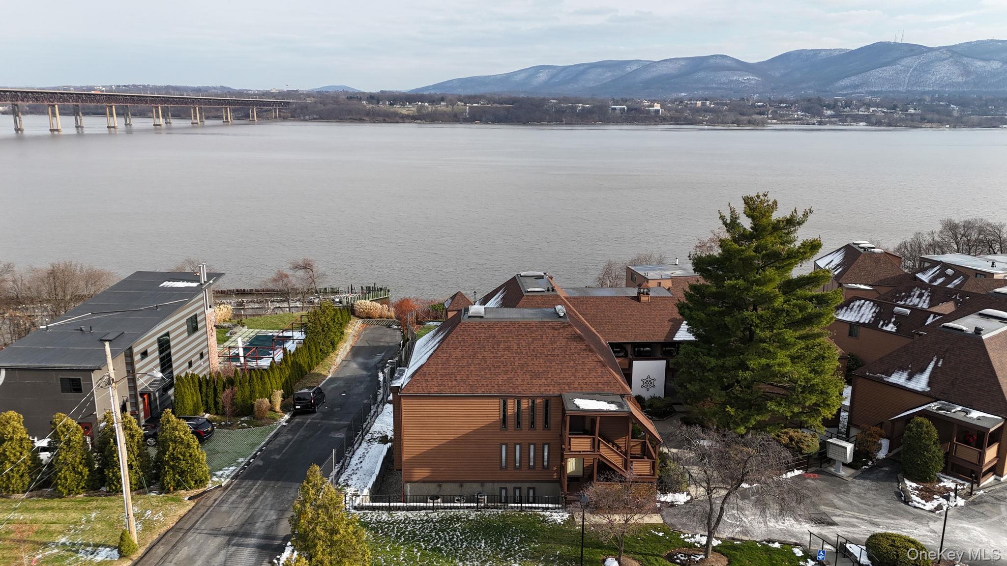 #20 photo, 350 Water Street, Newburgh , NY 12550