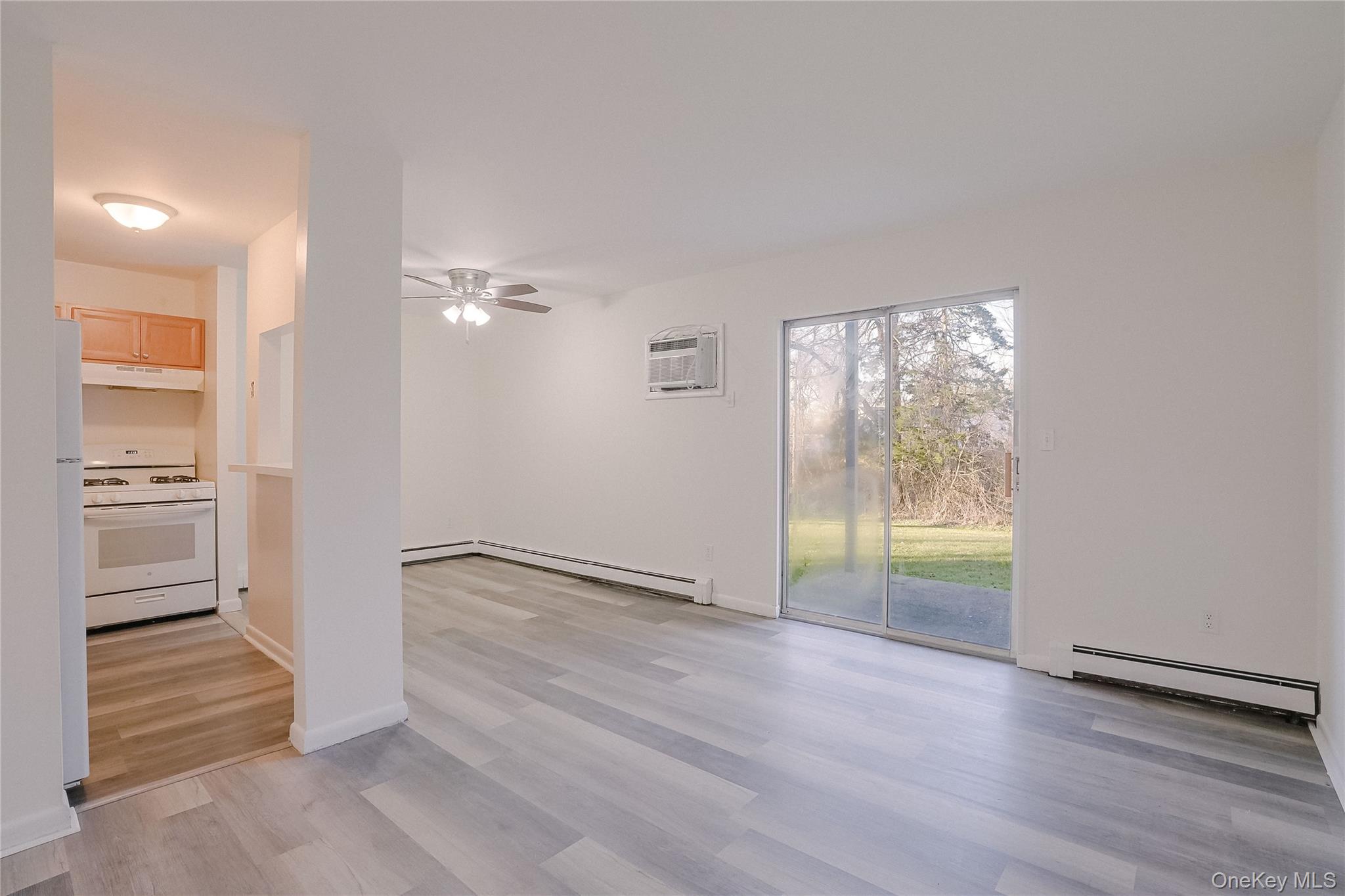 #8 photo, 3 Locust Court, Fishkill , NY 12524