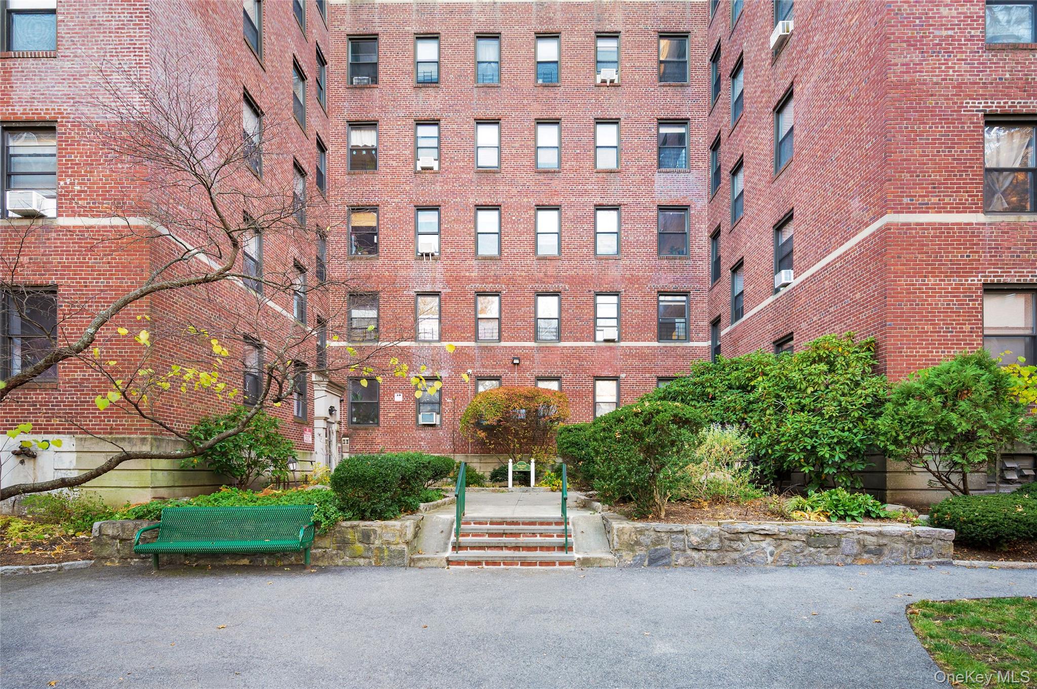 #11 photo, 212 Larchmont Acres West, Larchmont , NY 10538