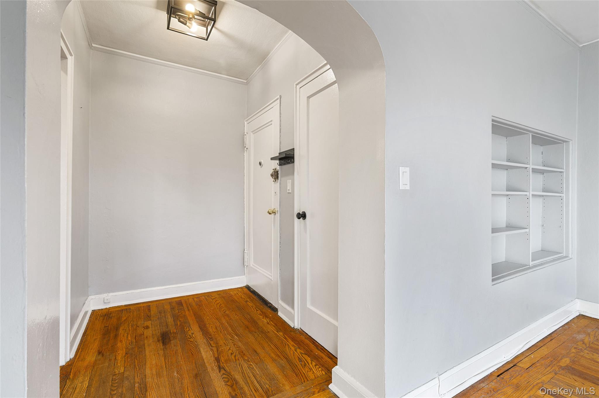 #2 photo, 212 Larchmont Acres West, Larchmont , NY 10538