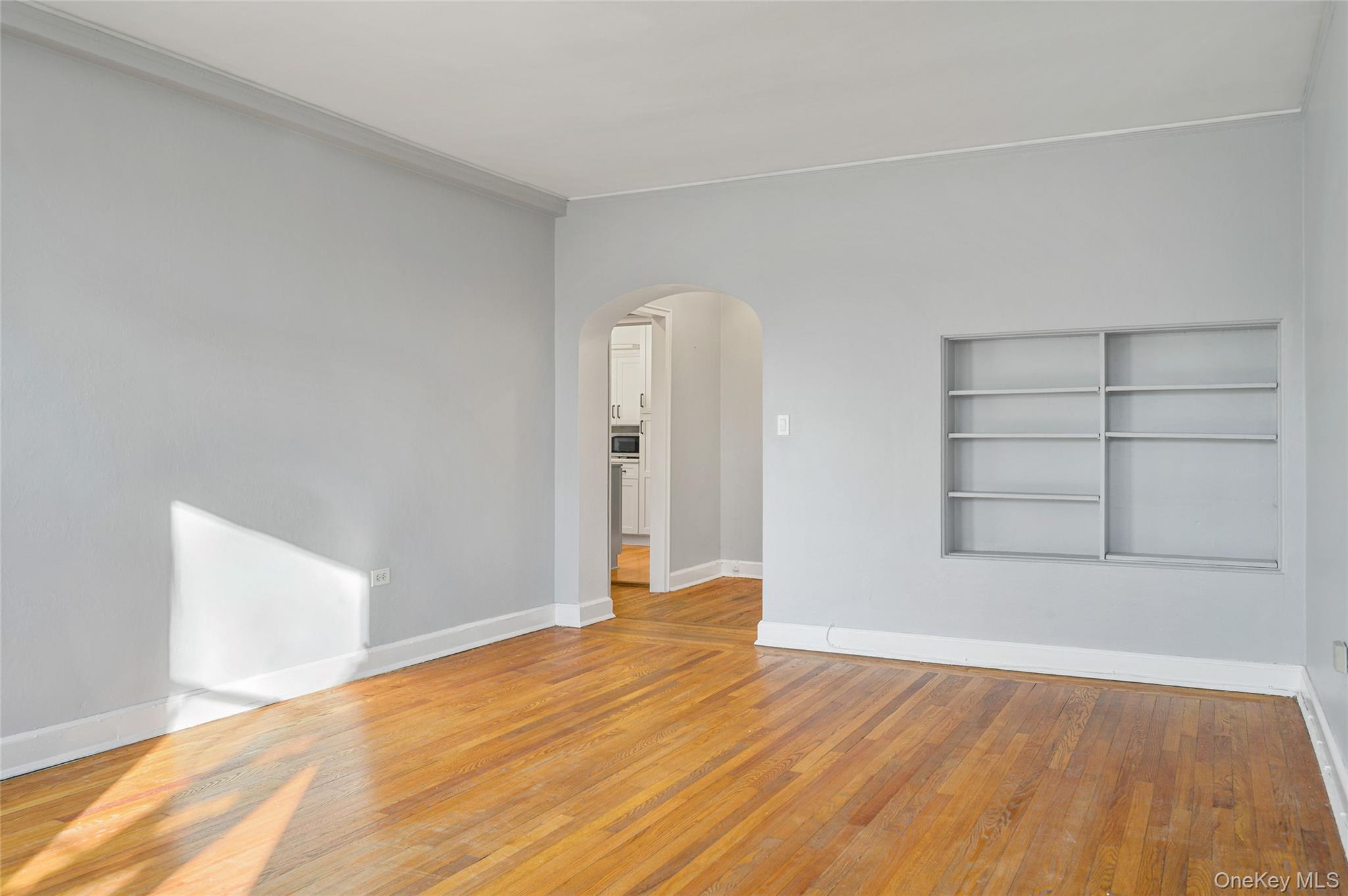 #4 photo, 212 Larchmont Acres West, Larchmont , NY 10538