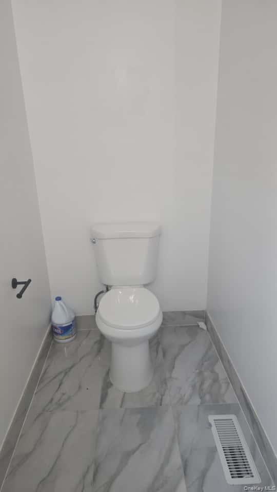 #5 photo, 23 Sunlight Hill, Yonkers , NY 10704