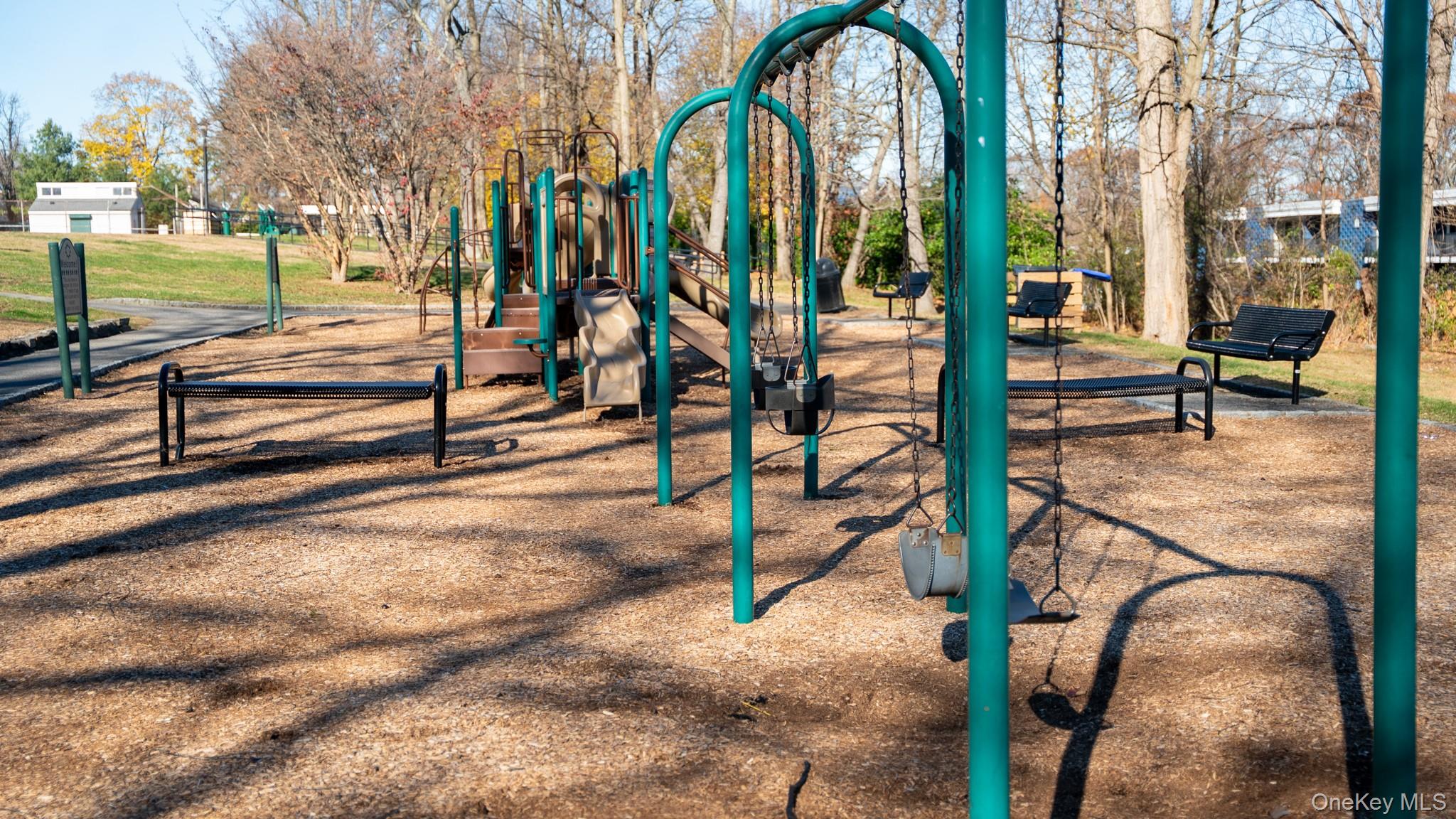 #19 photo, 614 Woodland Hills Road, White Plains , NY 10603