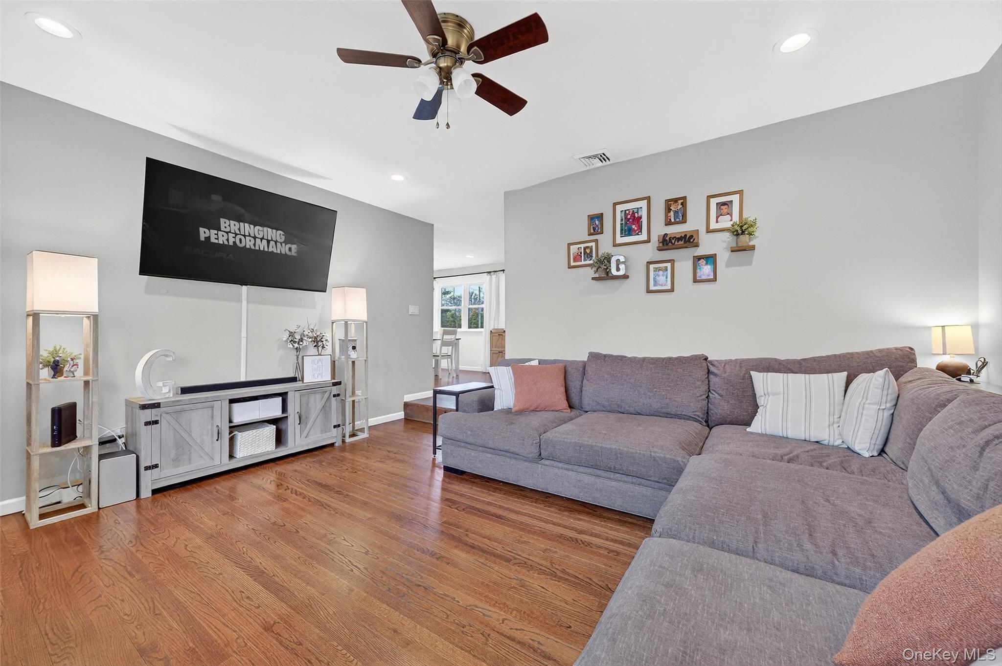 #20 photo, 8 Ridge Road, Wallkill , NY 12589