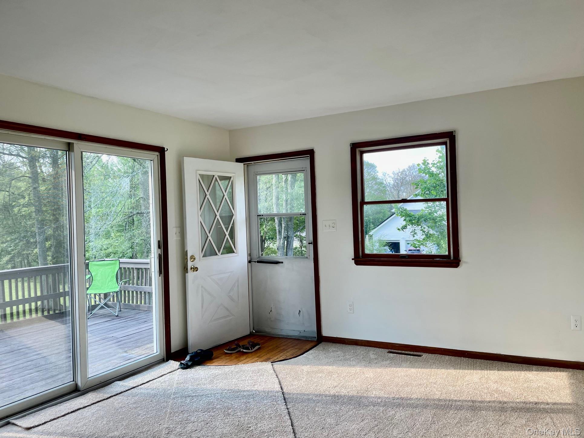 #3 photo, 80 Mallory Lane, Pine Bush , NY 12566