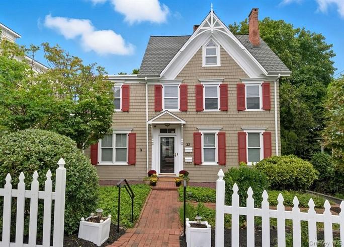 #1 photo, 22 School Street, Oyster Bay , NY 11771