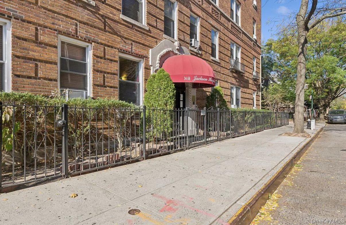 #13 photo, 34-58 90th St, Jackson Heights , NY 11372