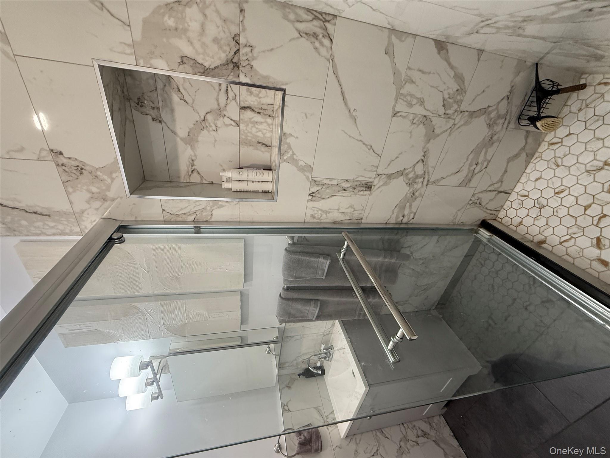 #6 photo, 34-58 90th St, Jackson Heights , NY 11372