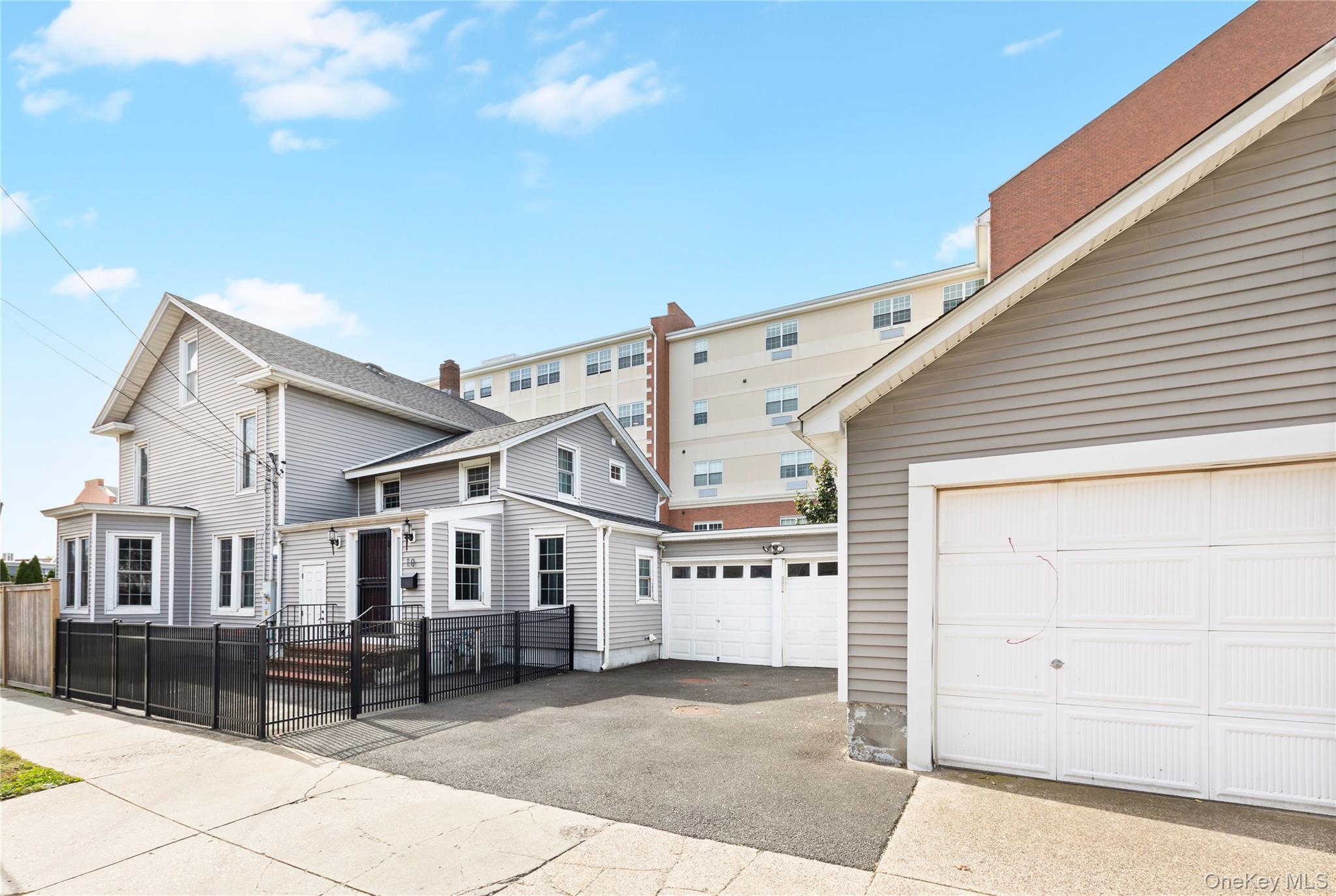 #1 photo, 10 Maple Avenue, Patchogue , NY 11772