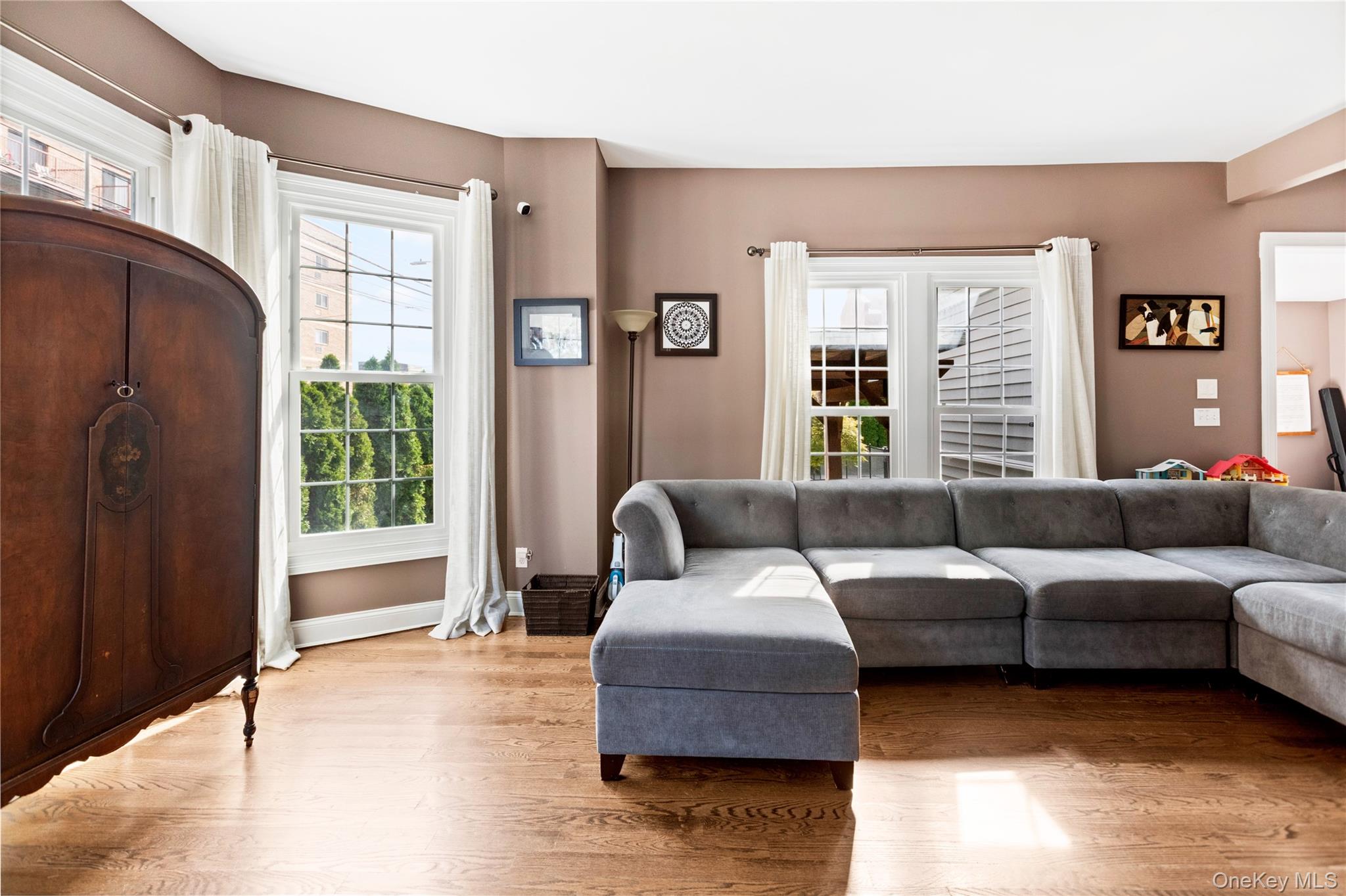 #17 photo, 10 Maple Avenue, Patchogue , NY 11772